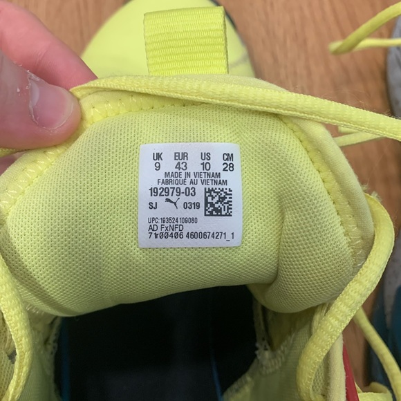 Size 10 Puma Basketball Shoes - Picture 7 of 7